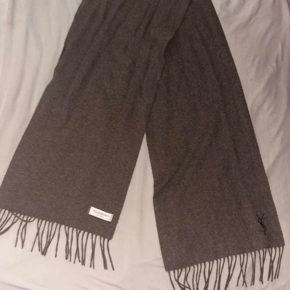 Gray Fringed Scarf